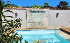 CASA ALECRIM PISCINA PRIVATIVA COM DeC MOVEL Ideal Crianças e Pet